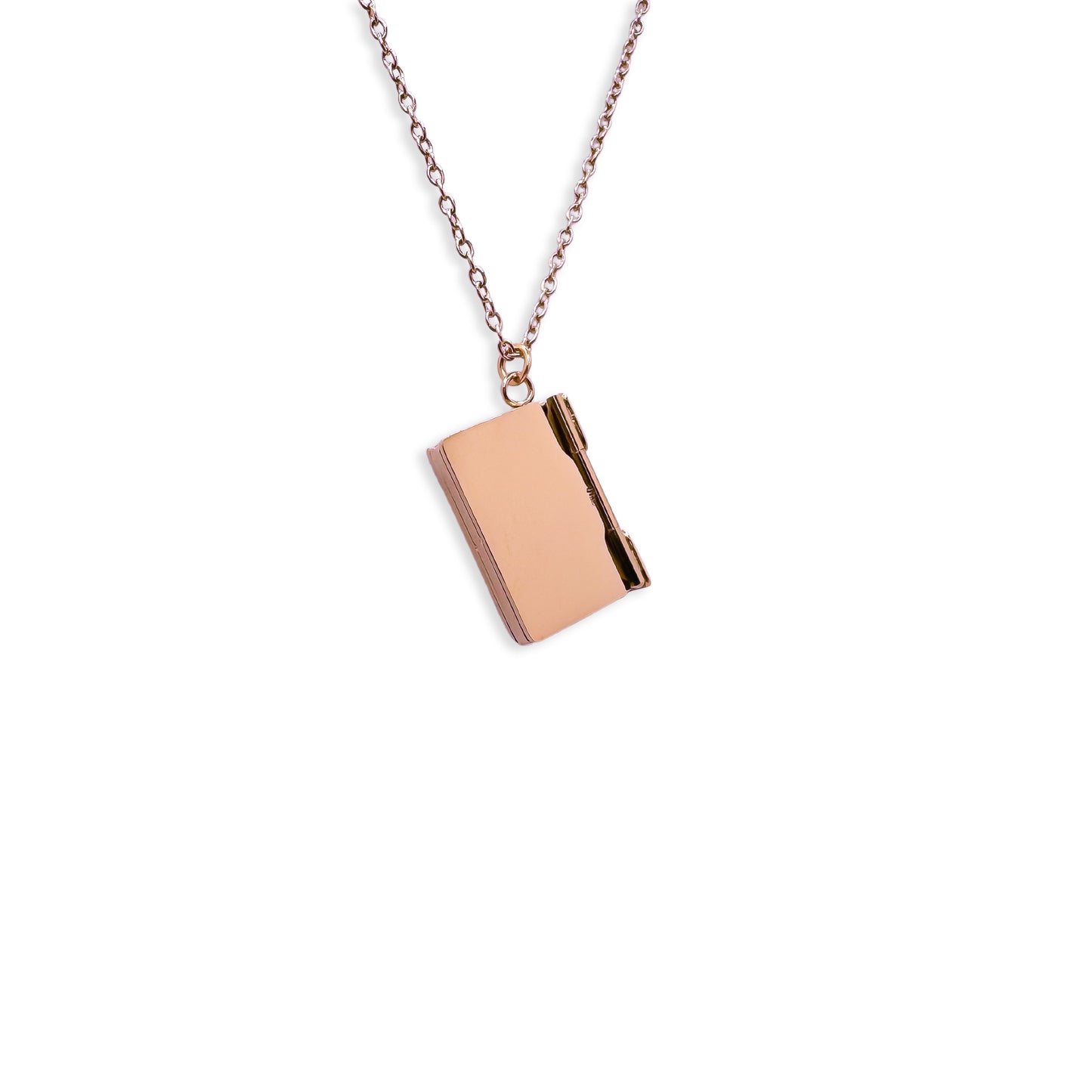 rose gold pendant necklace