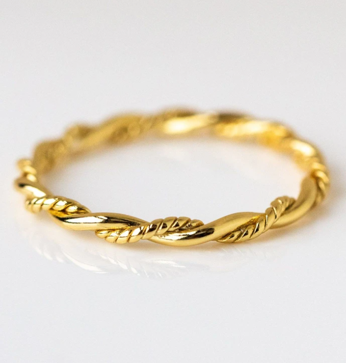 Gold Twist Rope Ring